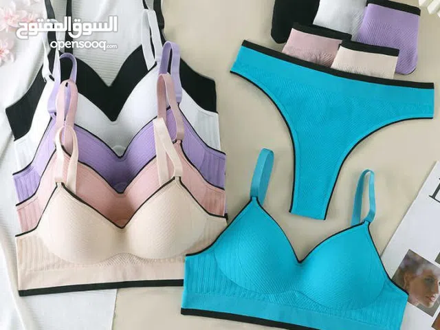 ملابس داخلية