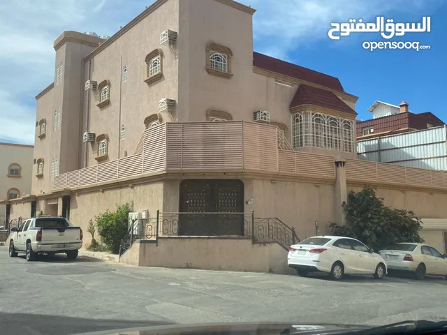 700 m2 5 Bedrooms Townhouse for Sale in Khamis Mushait An Nasim