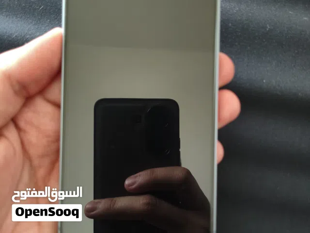iPhone 14 / Blue / 256GB / 100% Battery - آيفون 14 العادي / 256 جيبي - لون ازرق - بطارية 100٪
