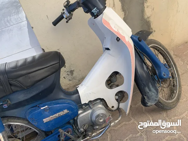 Honda Forza 2023 in Al Dakhiliya