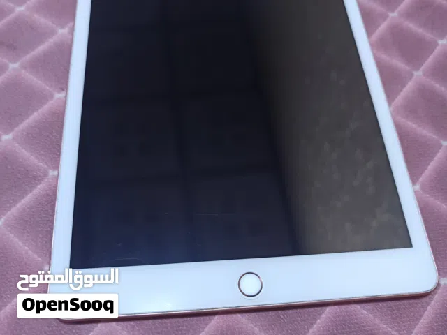 Apple iPad 8 32 GB in Basra