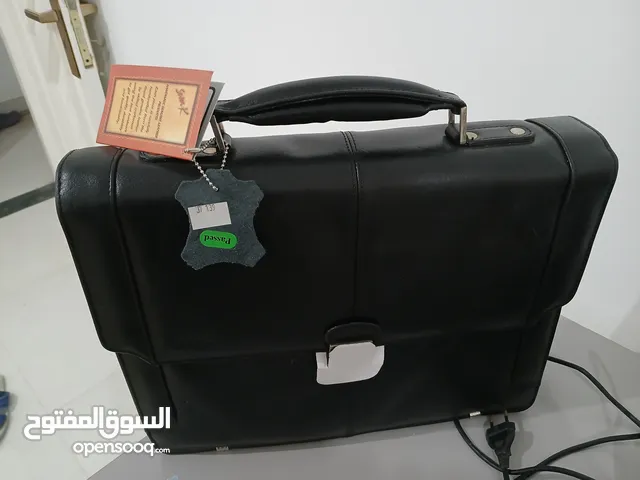 شنطه سفن k جلد طبيعي جديده