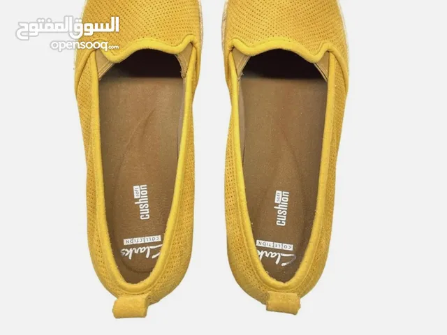 Other Comfort Shoes in Zarqa