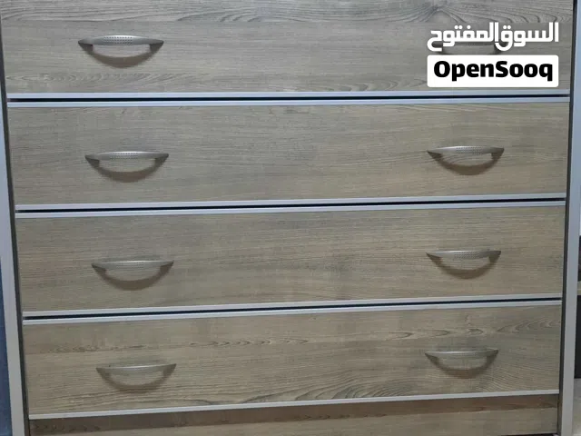مكتب دراسي  وأدراج تسريحة وطاولة لغرفة المعيشة