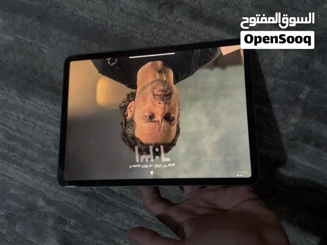 Apple iPad Pro 11 128 GB in Al Batinah