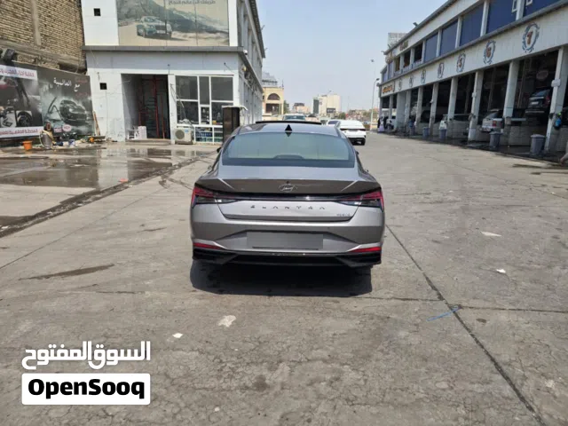 2022 هيونداي النترا Limited