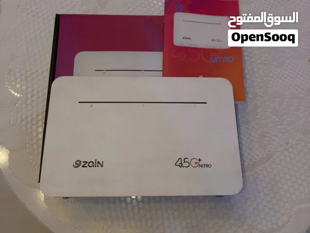 "للبيع راوتر زين فور جي بلس وبحالة الوكالة." "كامل الملحقات (الكرتون والكتيبات موجودة)."