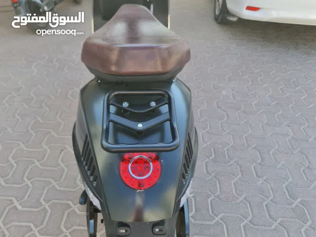 Scooter in very good condition, lightly used Italian model Used 70 kelo only