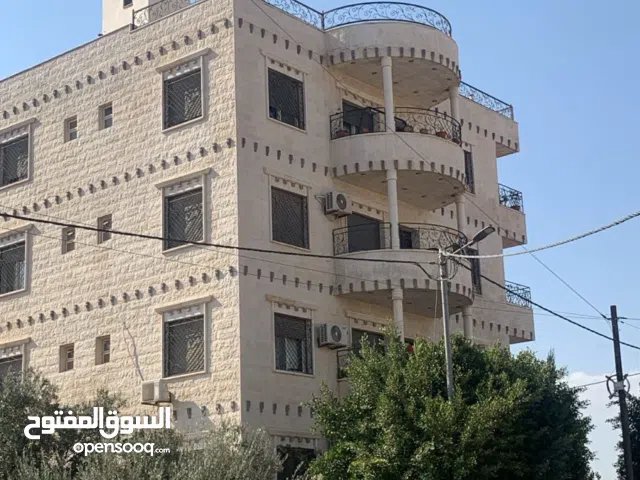 شقة ارضية للإيجار مع حديقة