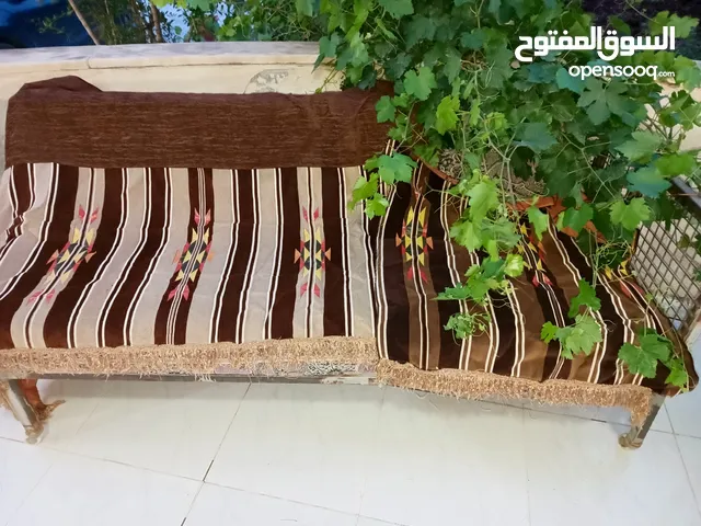 مقاعد متنقلة خارجية