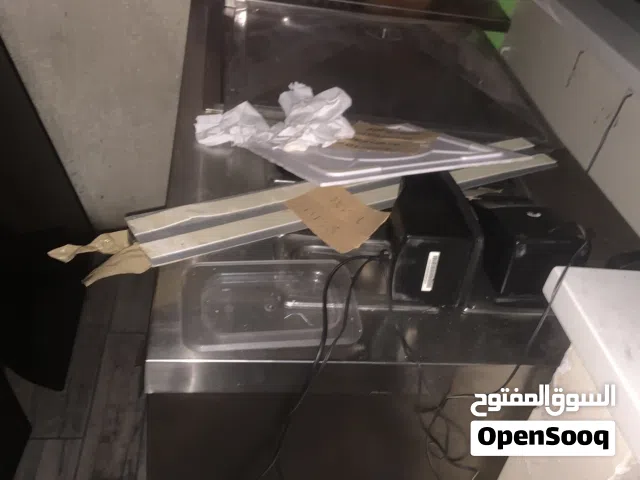 معدات مطعم للبيع افريزار عسكريم رول مغسله وأكثر من شي ادخل على الاعلان وشوف