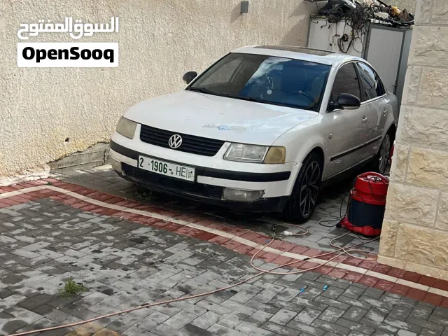 1999 فولكسفاغن باسات Standard