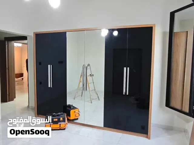 فني (( فك وتركيب وصيانة_جميع_الاثاث  )) يوجد لدينا جميع انوع قطع الغيار