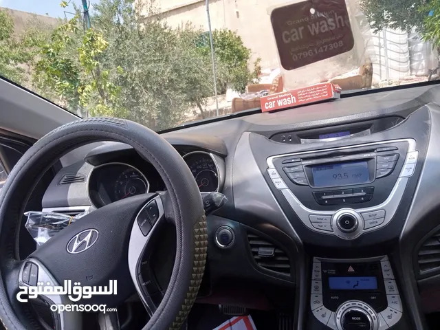 Used Hyundai Avante in Jerash