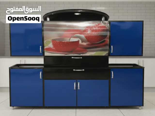 مطابخ اقتصادية وعملية جاهزة للتسليم الفوري مصممة خصيصاً لتناسب الميزانيات المحدودة والمظهر الأنيق