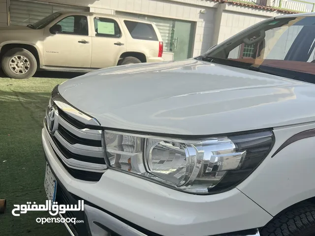 Used Toyota Hilux in Al Riyadh