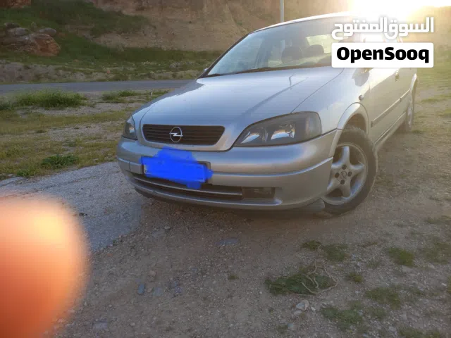 2000 أوبل استرا GSe