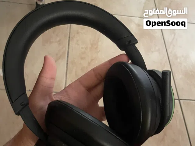 Xbox wireless headset with Bluetooth and 7.1 surround sound used no box