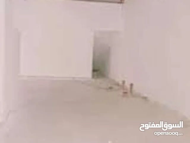 مخزن للايجار بخيطان قطعة 4