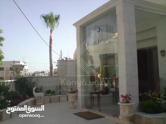 404m2 5 Bedrooms Villa for Sale in Amman Um Uthaiena