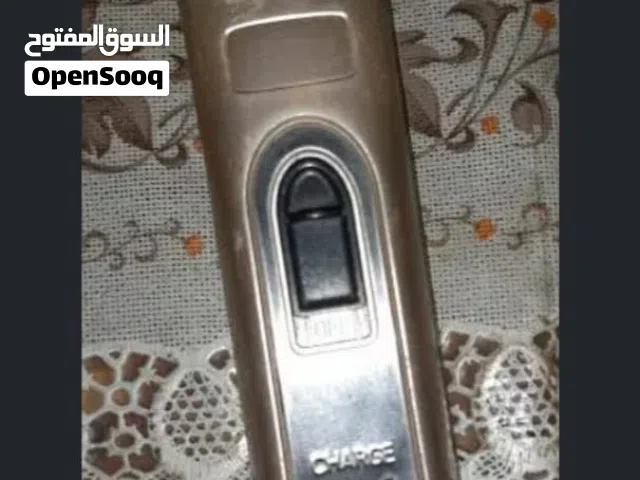 ماكينه حلاقه للرجال لتصوير شعر او لازاله الشعر بسعر مميز بالكرتونه