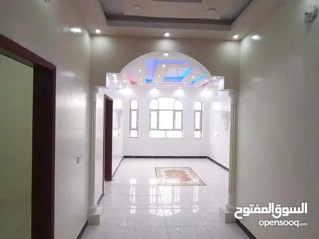 120m2 4 Bedrooms Apartments for Rent in Sana'a Dar Silm