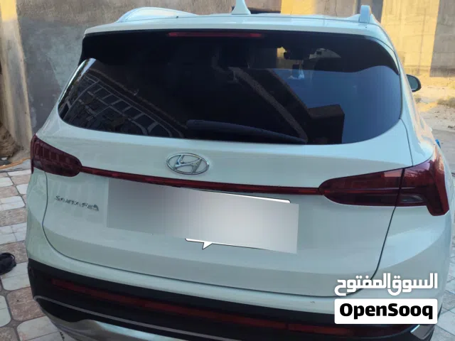 Used Hyundai Santa Fe in Basra