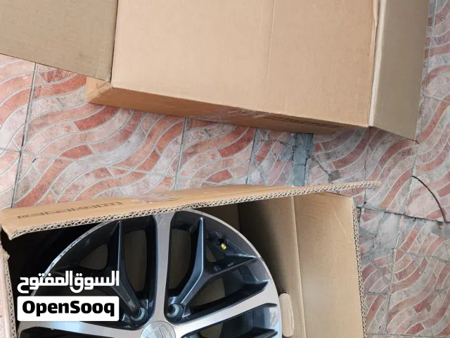 للبيع 4 رنجات هوندا سيفك 2024 For sale 4 rims size 18 honda civic