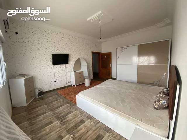 95 m2 3 Bedrooms Apartments for Rent in Tripoli Al-Jabs