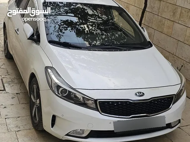 Used Kia K3 in Hebron
