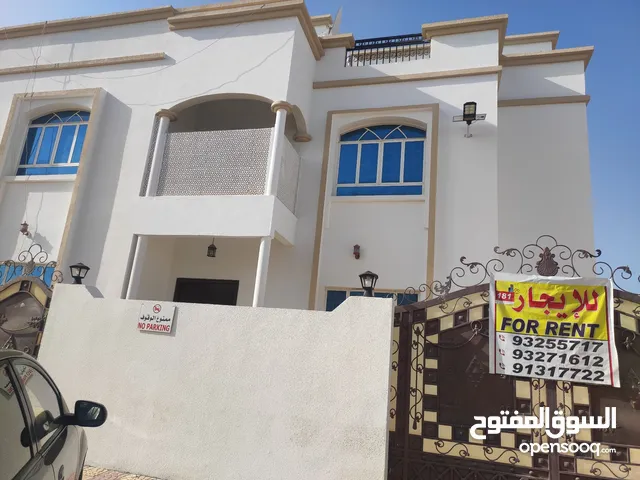 200 m2 5 Bedrooms Apartments for Rent in Muscat Al Mawaleh