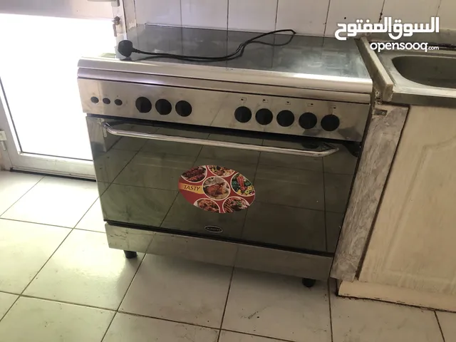 Gas stove with oven 5 burner