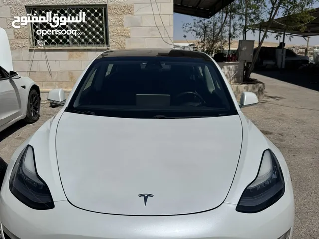 Tesla Model 3 Long Range Dual Motor بدون حوادث ( Premium) 2020