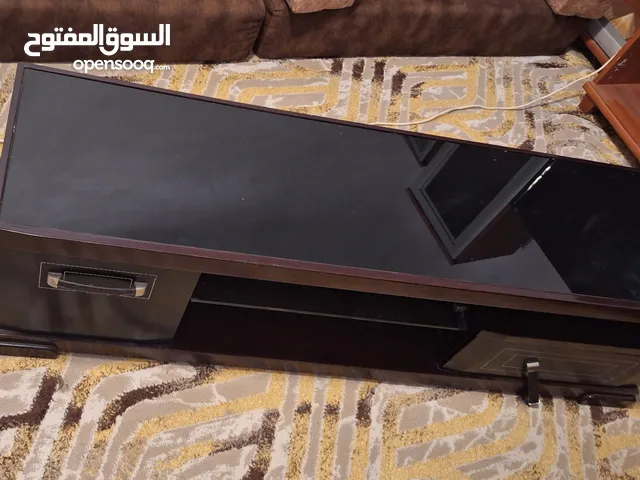 طاولة شاشة