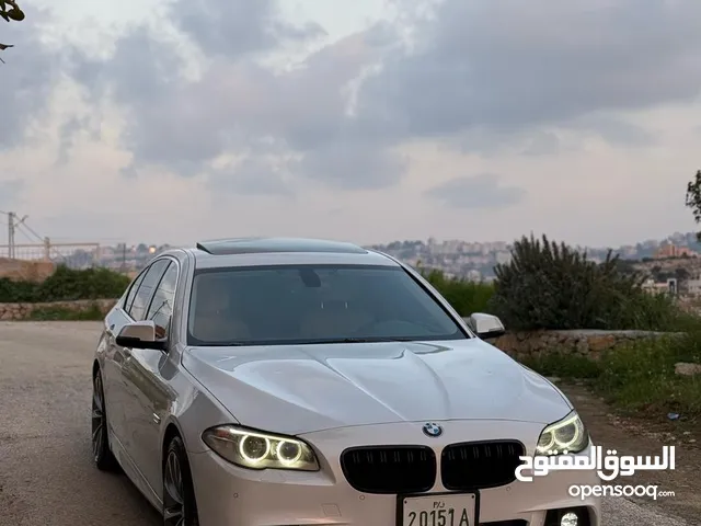 BMW 520i  2015