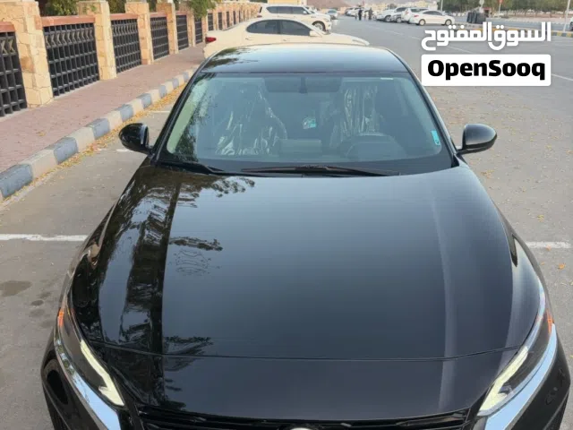 2019 نيسان التيما S