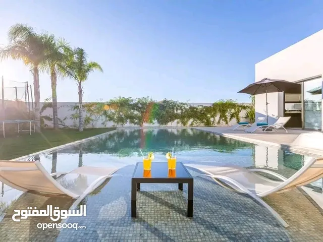 2000m2 4 Bedrooms Villa for Rent in Marrakesh Ecole americaine