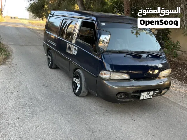 2000 Hyundai H 100