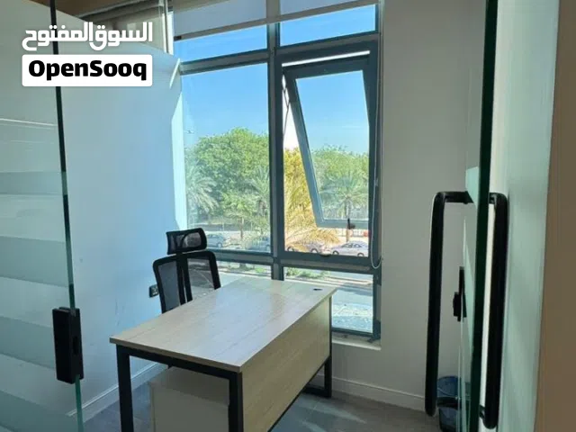 مكاتب مؤثثه خاصه ومستودعات