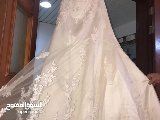 فستان عرس اوف وايت للايجار 500 للبيع 1500