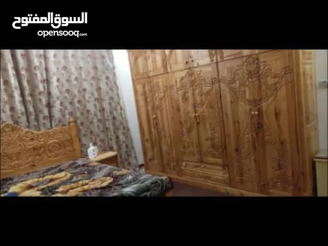 غرفة نوم خزانة و سرير فقط ب 800000ريال يمني