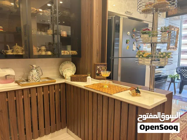 شقة دوبلكس طابق ثالث مع روف افضل مناطق مرج الحمام