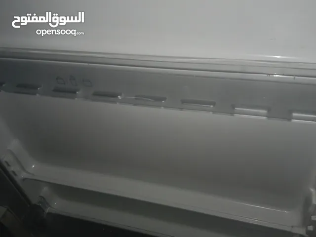 ثلاجة مستعمل نظيف