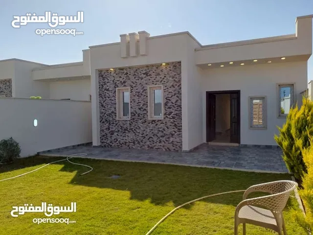 90 m2 2 Bedrooms Townhouse for Sale in Tripoli Ain Zara