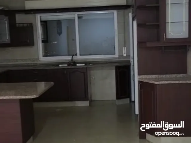 شقة للايجار في صافوط