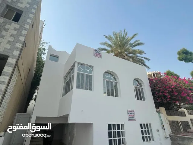 For rent Villa in al qurm  للإيجار فيلا في القرم
