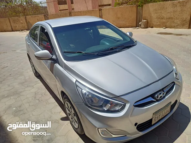 اكسنت RB للبيع 2013