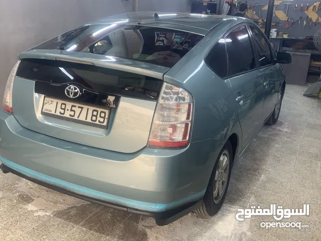 Used Toyota Prius in Amman