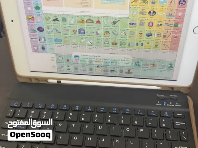 فرصة ذهبية – iPad الجيل الثامن 128GB للبيع