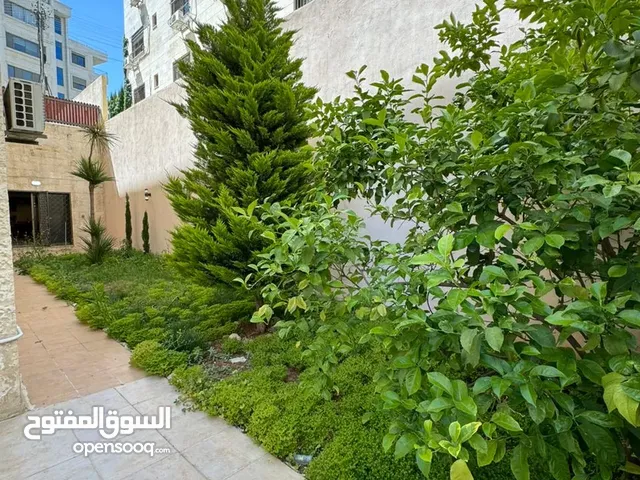 شقة مفروشة للإيجار 230م2 ( Property 15909 ) سنوي فقط